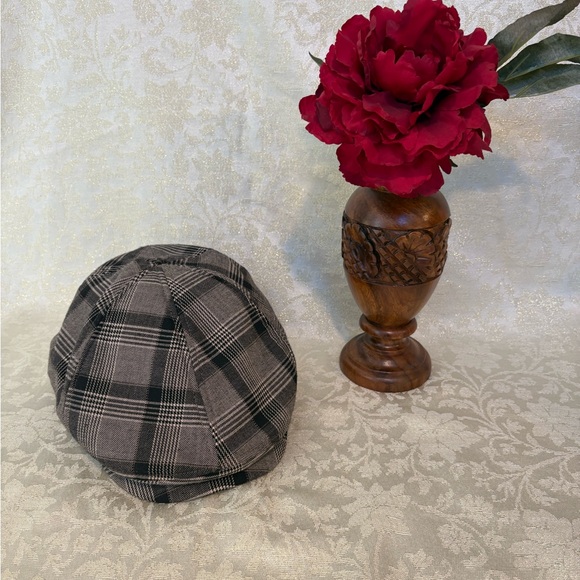 Penguin Brown Plaid Newsboy Cap - Picture 2 of 6
